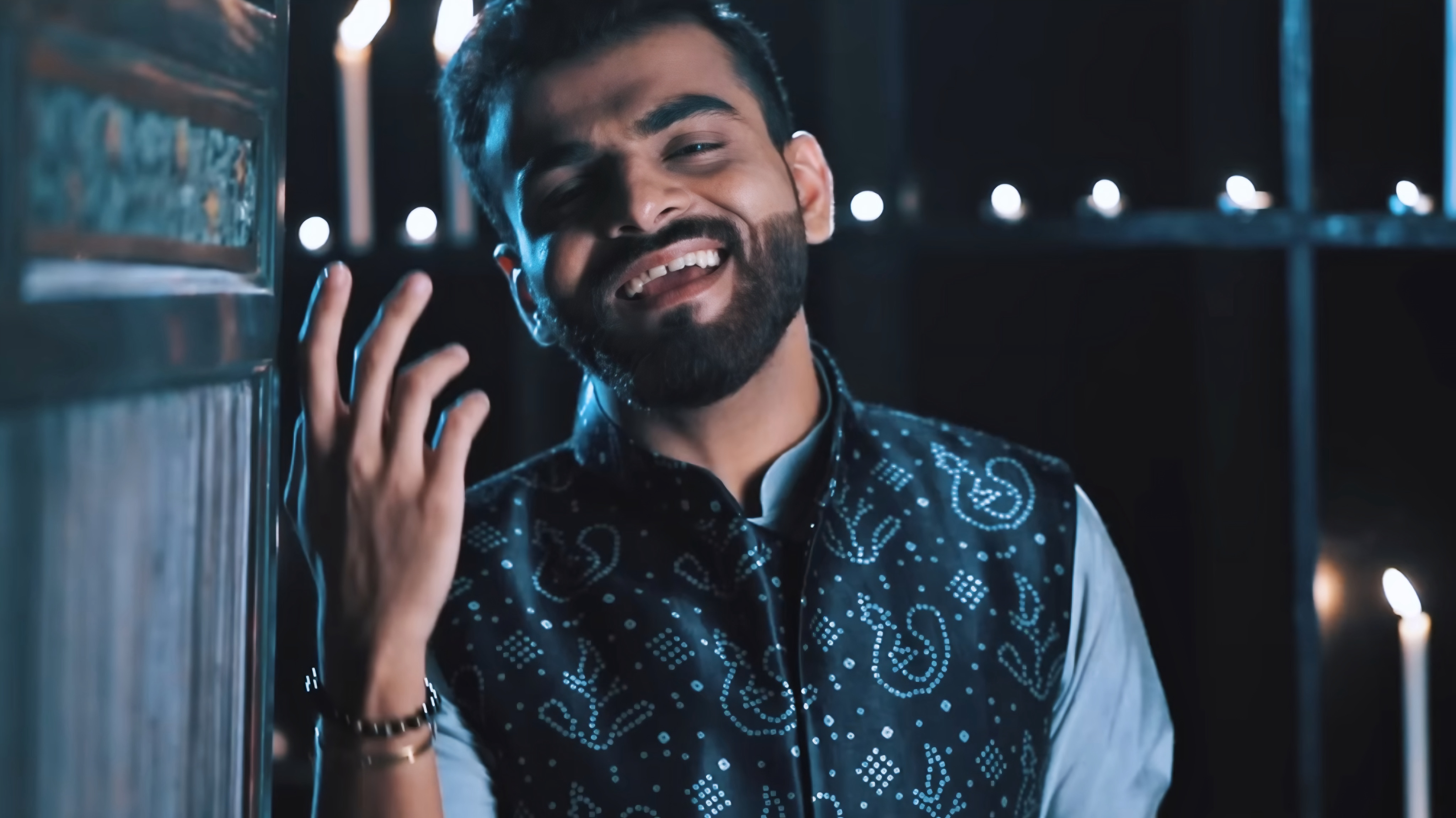 Kaho Poonam Na artwork